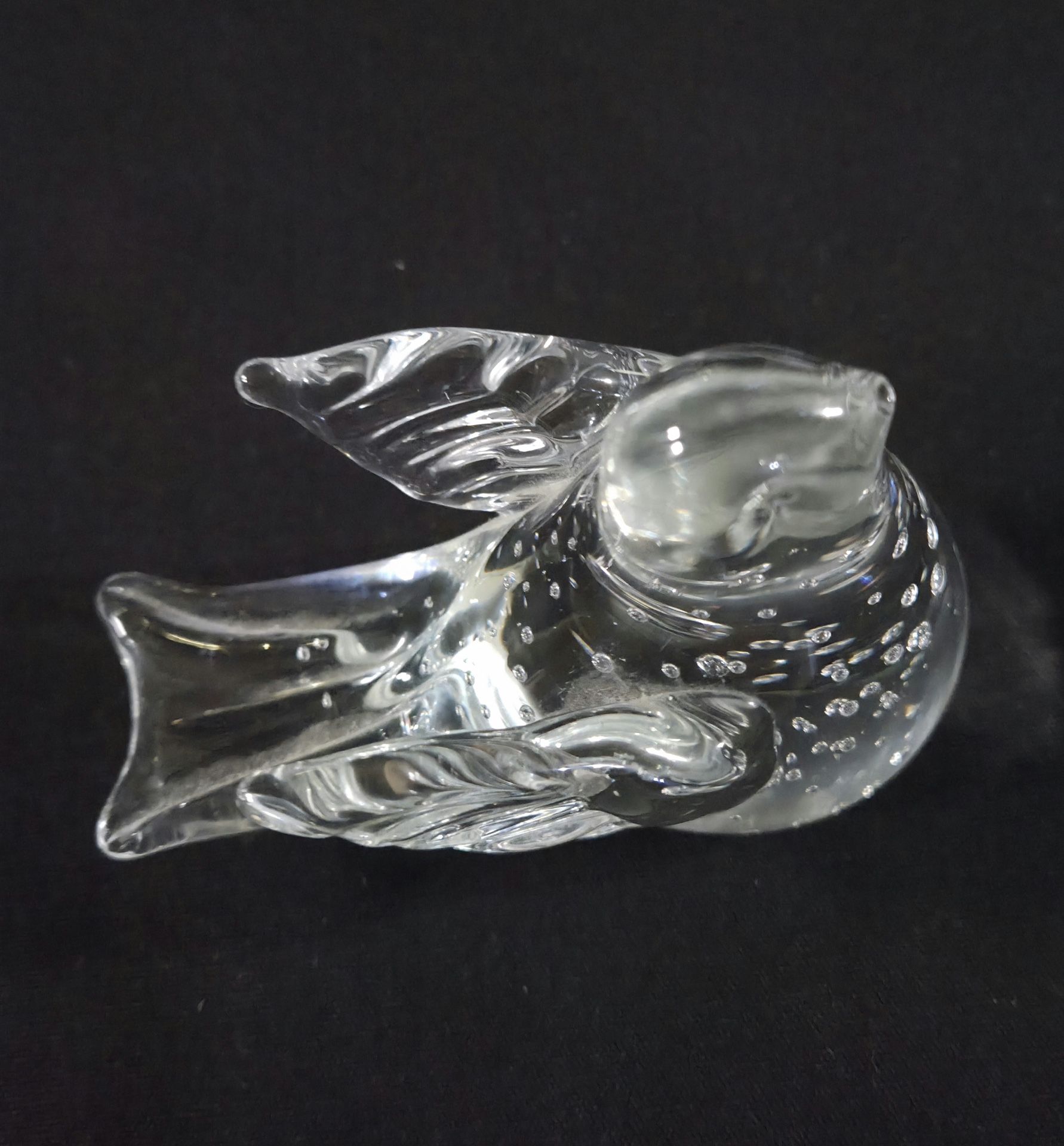Clear Art Glass Bird Bullicante Controlled Bubbles Paperweight 3.5"x3"