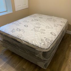 NEW QUEEN PILLOW-TOP SET MATTRESS AND BOX SPRING-2pcs 