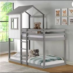 Twin Bunkbed with house