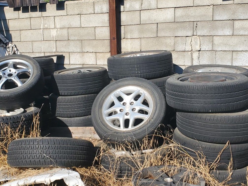 Different Parts Set Of Stock Rims