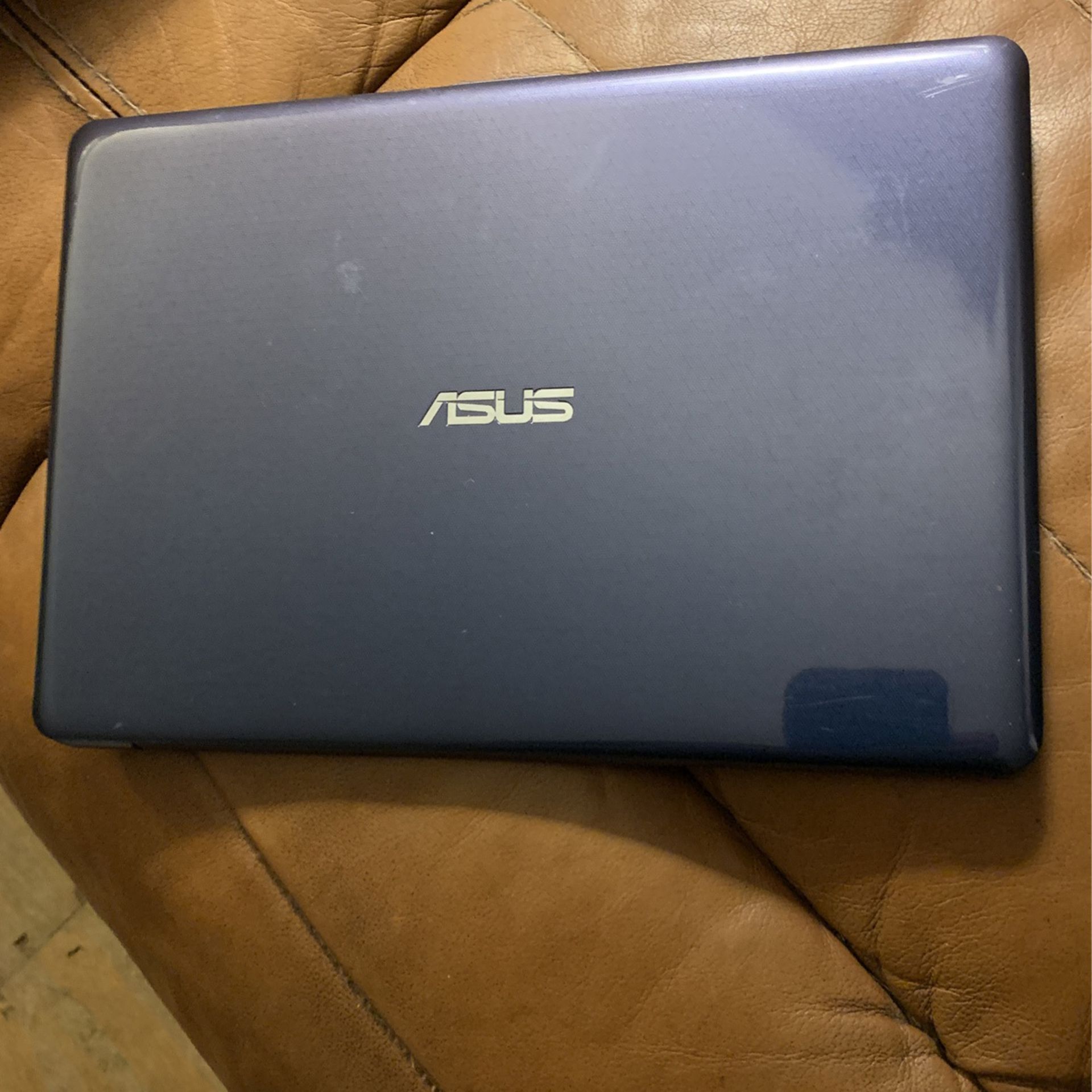 Asus Model E203m Laptop 