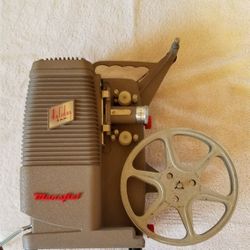 Vintage Mansfield Holiday Model 501 8MM Movie Projector RARE