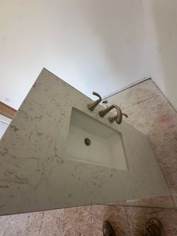 Quartz stone vanity top