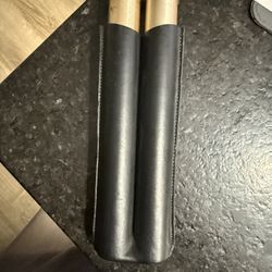Two Cigar Holder 