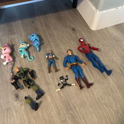 Action Figures And Etc 