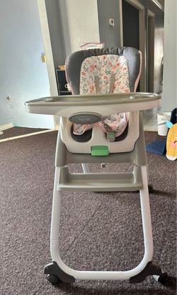 Ingenuity High Chair Pink and Gray, Detachable