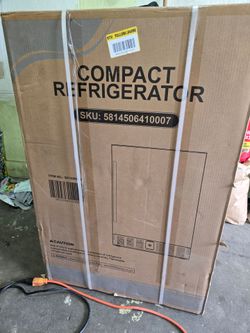 Compact Refrigerator