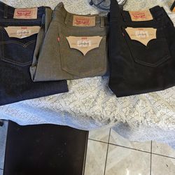 Brand new Levi's 501 42x30