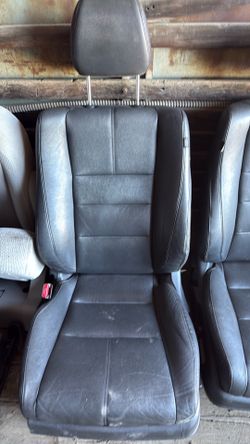 Crosstour seats