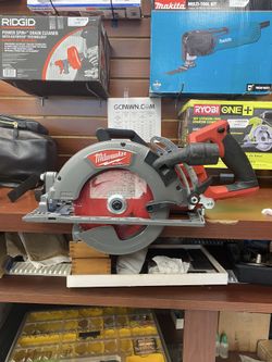 Milwaukee Circular Saw