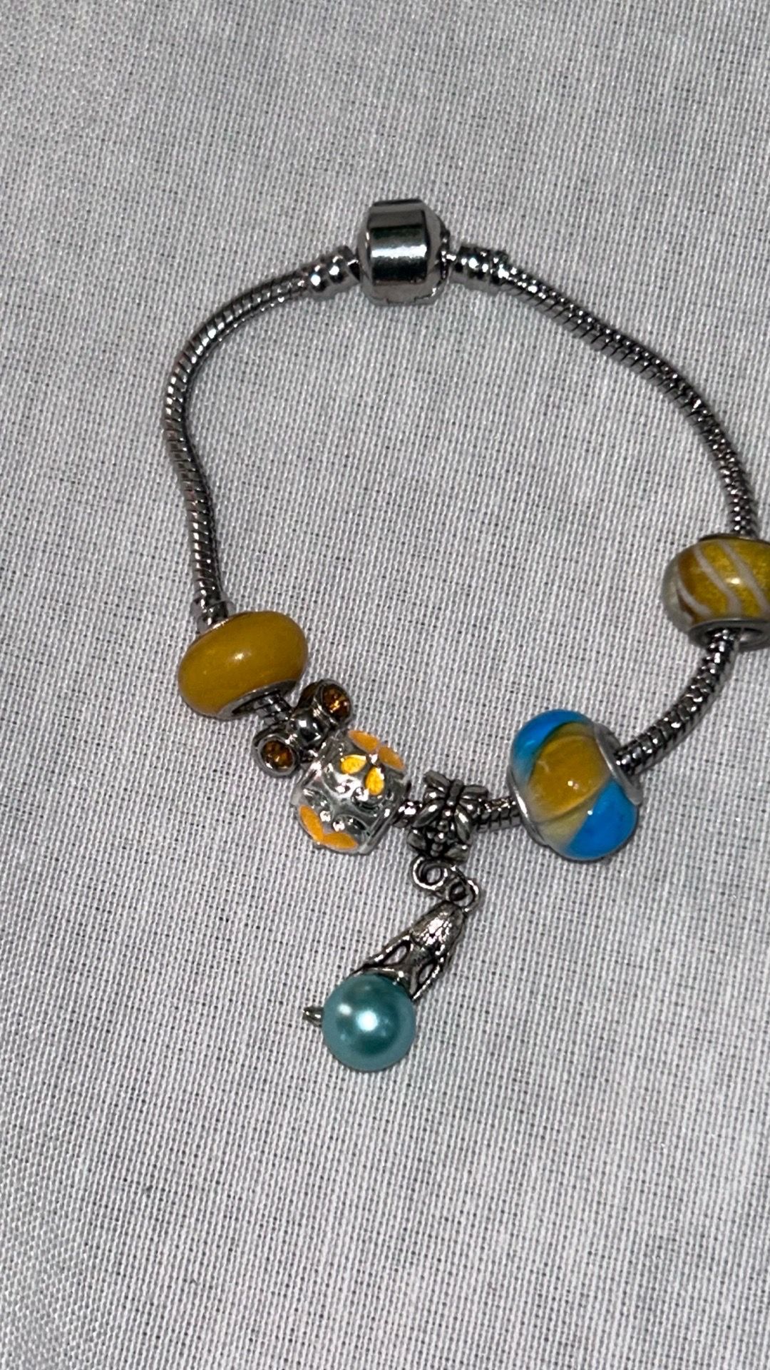 BEAUTIFUL BRACELET