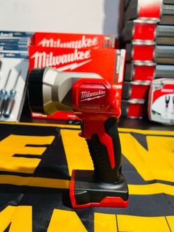 Milwaukee work light  tool only