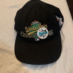 VINTAGE 90’s SNAPBACK HAT WORLD SERIES FLORIDA MARLINS