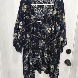 Flowy Kimono 