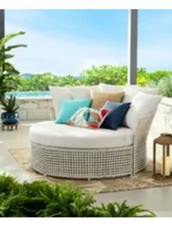 Patio sunbed  in white