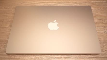 Starlight MacBook Air