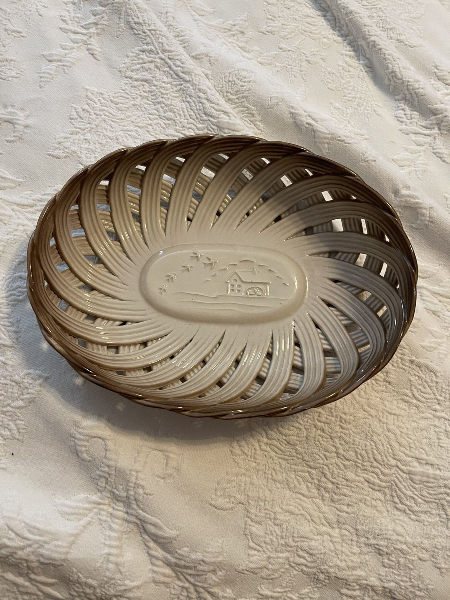 Nuova Capodimonte Porcelain woven Bowl 10”x7.5”- 2.5” High Brown Tan Beige