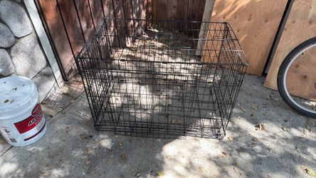 Dog or cat crate