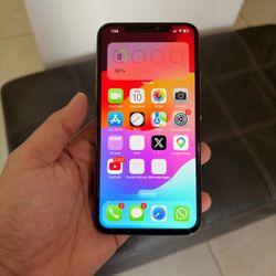 iPhone 11 Pro Max gold 256 GB DESBLOQUEADO