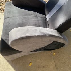 Great Condition Floor/gaming Chair 