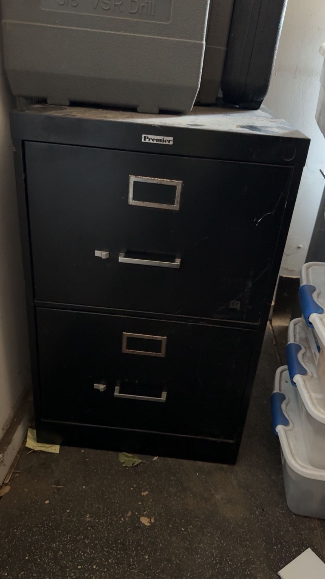 FILE CABINET