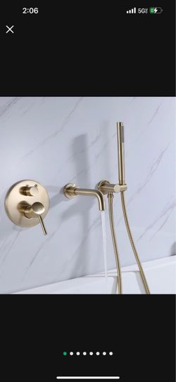 Stev Modern Single Handle Wall-Mount Swivel Tub Filler Faucet With Handshower Brass And Black Sh39