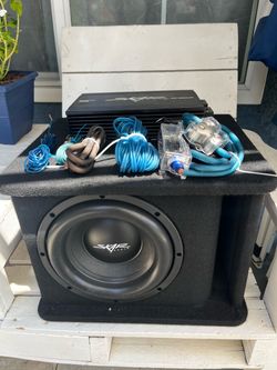 Skar Audio subwoofer and Amp