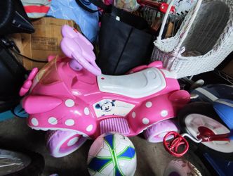 Minnie Mouse Motor Slow Car