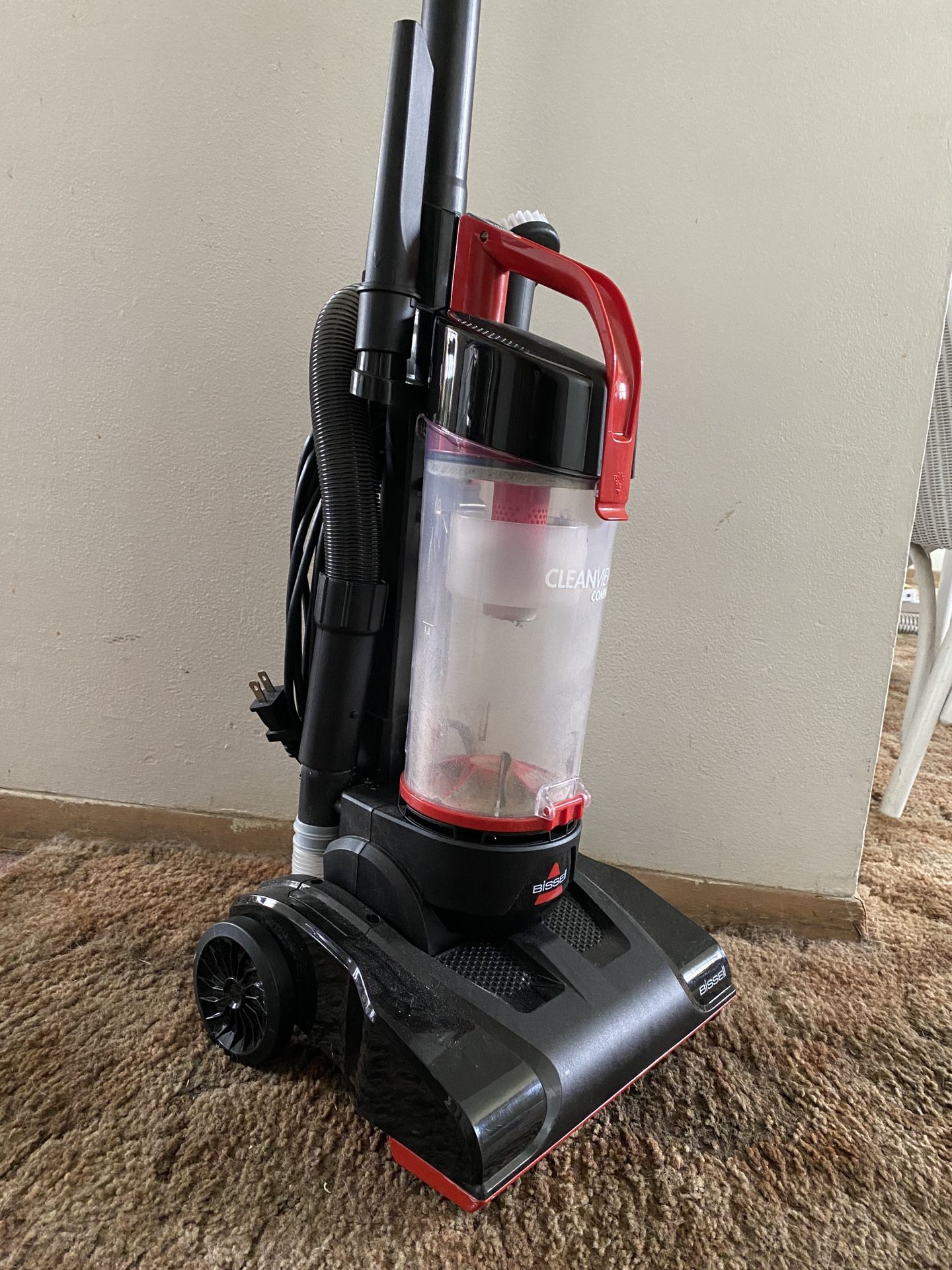 Vacuum - Bissell CleanView Compact Upright