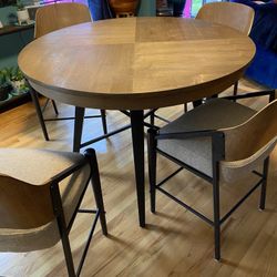 Round Dinette Set