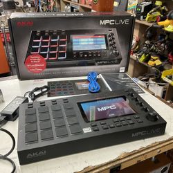 AKAI Professional MPCLive