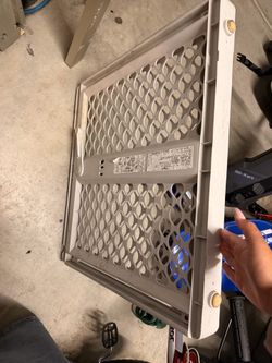 Baby gate