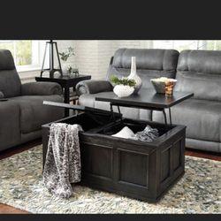 Ashley’s Signature (Gavelston Collection) Living room Set 