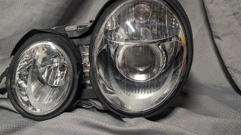 E-Class Headlights Mercedes Benz