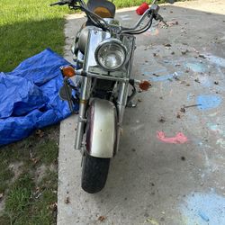 2001 Suzuki Intruder 1500