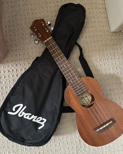 Ibanez Ukelele with case