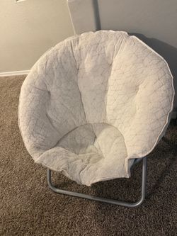 White Fuzzy Saucer Moon Chair