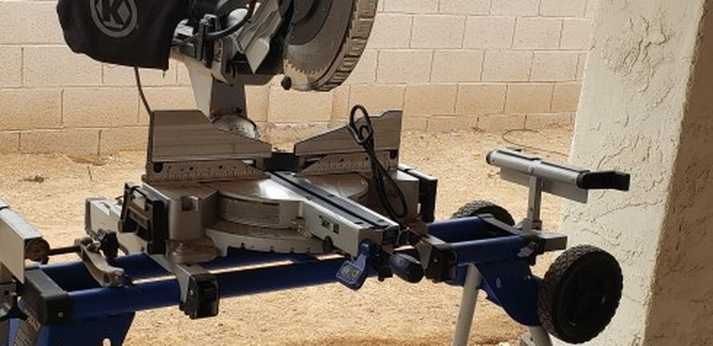 Sliding Miter Saw