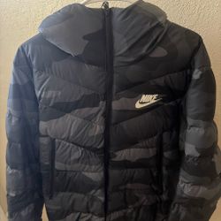 Nike puffer jacket