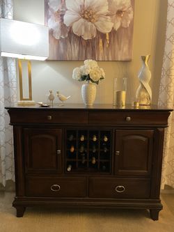 Buffet / Wine Rack