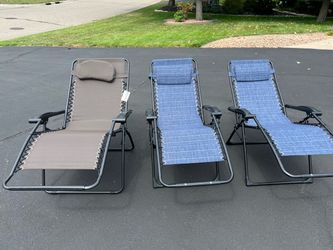 3 Zero Gravity Lounge Chairs