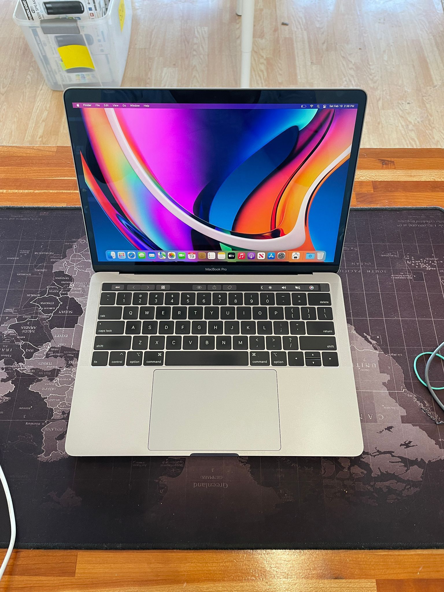  MacBook Pro 13” 2018 TouchBar 2.7Ghz Core i7 16GB RAM 500GB