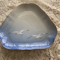 Vintage Serving Bowl