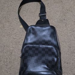 Louis Vuitton Avenue Sling Bag Damier Graphite