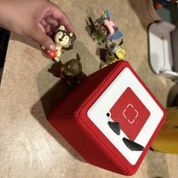 Tonie Box With Tonies 3 Playtime Puppy Minion And Christmas Tonie 