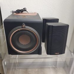 Klipsch Speakers / Acoustic Authority Sub
