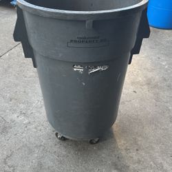 Botes De Plástico 44 Gallon