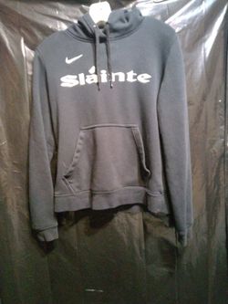 Slainte Cheers Good Health From Ireland Men / Women Sweatshirt. Size M.