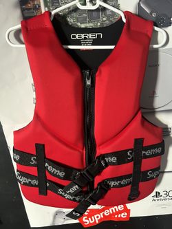 Supreme × O’Brien Life Vest SS18 – Red – Medium – Rare