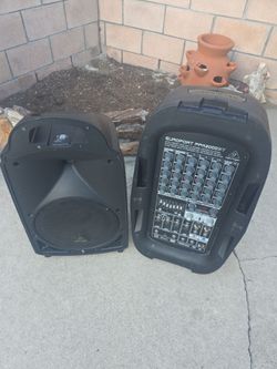 Behringer Audio Speaker Set